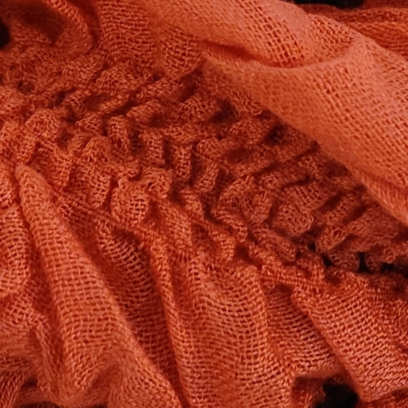 ❤ 3/$50 Ruffled 🔥 Peach/Coral scarf - Picture 11 of 11